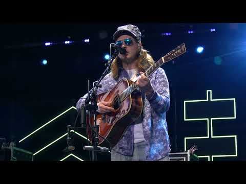 Billy Strings -  Bridgeport, CT  - Full Performance (7.21.23 Set 1) Thumbnail